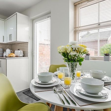 Wrea Cottage, 2 Bedrooms Wifi & Parking Near Ribby Hall Wrea Green Zewnętrze zdjęcie